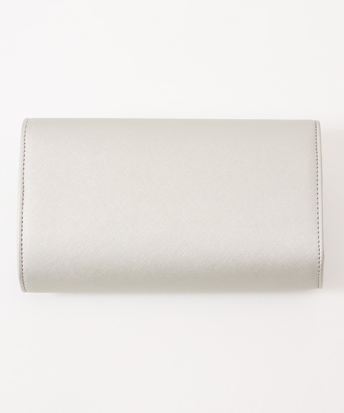 AIMER（エメ）の「【WEB限定】メタルバー付きフラップクラッチパーティーバッグ（クラッチバッグ・レディース・シルバー/ゴールド・FREE）」の16枚目の写真