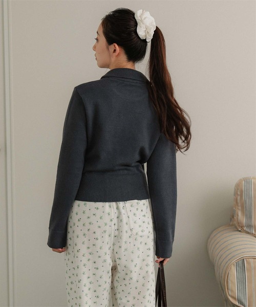 miette(ミエット)の「襟付きショートニット(ニット/セーター・レディース・グレー/アイボリー/イエロー/ピンク/グリーン/レッド/チャコール・FREE)」の19枚目の写真