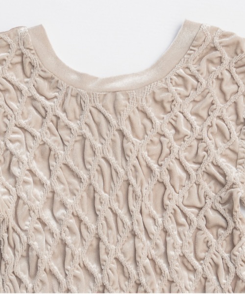 MAISON SPECIAL(メゾンスペシャル)の「Velor Shirring Tops/ベロアシャーリングトップス■セットアップ対応■(Tシャツ/カットソー・レディース・オフホワイト/ブラック・FREE)」の11枚目の写真