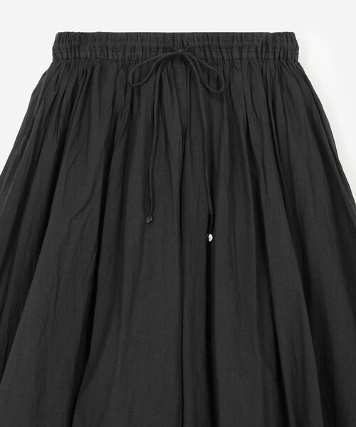 Bshop（ビショップ）の「INDIA INDUSTRY | コットンローン ギャザースカート WOMEN（スカート・レディース・オレンジ系その他/ブラック/ダークグリーン・1）」の6枚目の写真