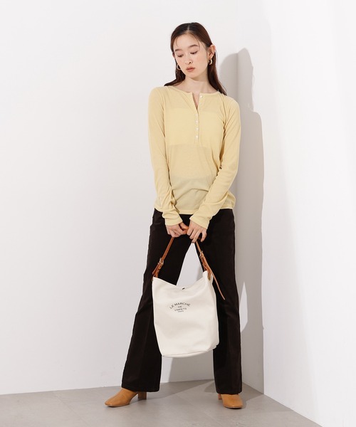 N.（N. Natural Beauty Basic）（エヌエヌナチュラルビューティーベーシック）の「ヘンリーネックシアーカットソー（Tシャツ/カットソー・レディース・ブラウン/イエロー/オフホワイト/グレー・MEDIUM）」の17枚目の写真