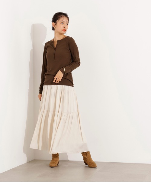N.（N. Natural Beauty Basic）（エヌエヌナチュラルビューティーベーシック）の「ヘンリーネックシアーカットソー（Tシャツ/カットソー・レディース・ブラウン/イエロー/オフホワイト/グレー・MEDIUM）」の12枚目の写真