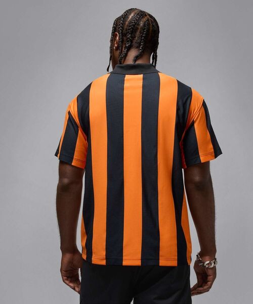 JORDAN BRAND（ジョーダンブランド）の「ジョーダン ブルックリン メンズ カレッジエイト ゴーリー トップ / Jordan Brooklyn Men's Collegiate Goalie Top HV0107-010 Black（Tシャツ/カットソー・メンズ・ブラック・XL/S/M/L/2XL）」の3枚目の写真