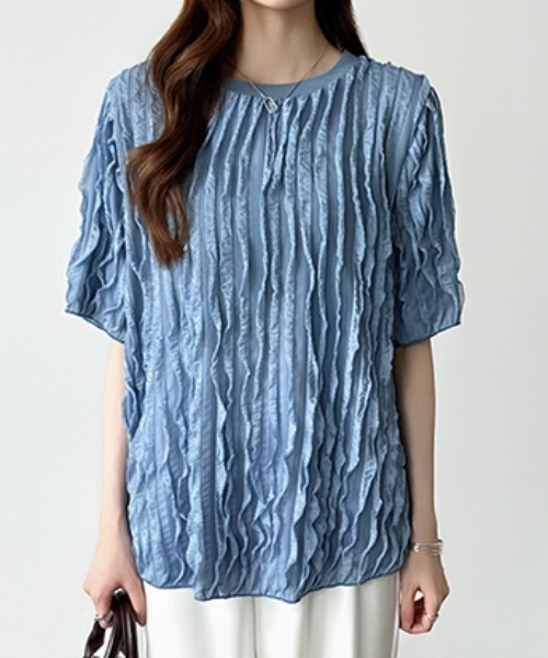 COCOMOMO(ココモモ)の「ウェーブフリルで華やかに フリルトップス シアートップス フリルTシャツ 半袖 フリル カットソー 夏服(Tシャツ/カットソー・レディース・ホワイト/ライトグレー/ピンク/ベージュ/ブルー/ブラック・S/M/L)」の8枚目の写真