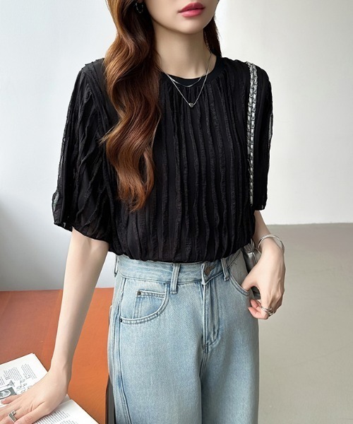 COCOMOMO(ココモモ)の「ウェーブフリルで華やかに フリルトップス シアートップス フリルTシャツ 半袖 フリル カットソー 夏服(Tシャツ/カットソー・レディース・ホワイト/ライトグレー/ピンク/ベージュ/ブルー/ブラック・S/M/L)」の19枚目の写真