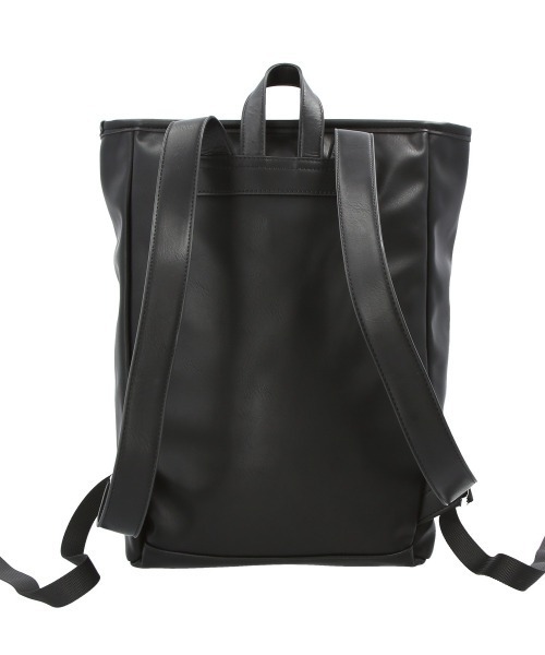 Legato Largo(レガートラルゴ)の「Legato Largo レガートラルゴ フェイクレザーPC収納リュック LG-F2015(バックパック/リュック・レディース・ベージュ・FREE)」の11枚目の写真