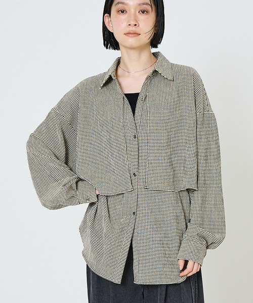 ノーリーンヨークブラウス TICCA（ティッカ）の「TICCA | ノーカラー ビブヨークシャツ WOMEN