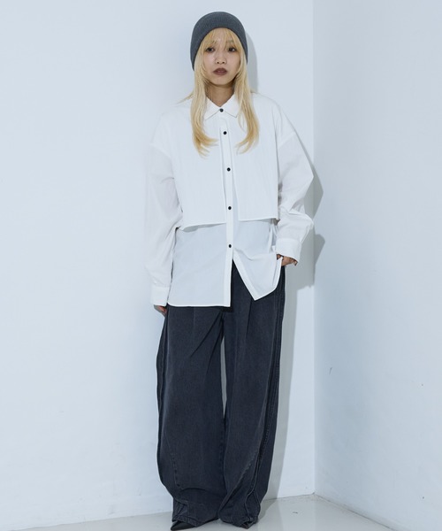 NOMINE（ノミネ）の「【ユニセックス】レイヤード風ヨーク オーバーサイズシャツ / ユニセックス ビッグシルエットシャツ（シャツ/ブラウス・レディース・ホワイト/ブラウン/ブラック/グレー/その他・フリー）」の8枚目の写真