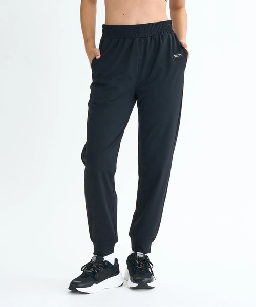 ROXY(ロキシー)の「YOUR ALLY PANTS/ロキシー速乾UVケアウエストゴム裏起毛ジョガーパンツ(その他パンツ・レディース・グレー/ブラック・LARGE/MEDIUM/SMALL)」の1枚目の写真