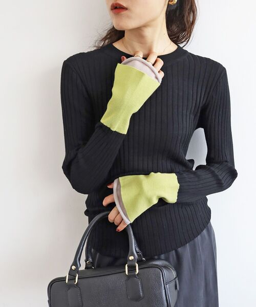 le.coeur blanc（ルクールブラン）の「《WEB限定アイテム》レイヤードカフス配色リブニット（ニット/セーター・レディース・ブラック/チャコールグレー/オフホワイト/キャメル・38）」の3枚目の写真