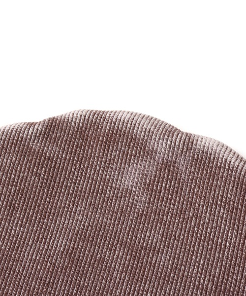 atmos pink（アトモスピンク）の「atmos pink Pigment Logo Beanie / アトモス ピンク ピグメント ロゴ ビーニー（ニットキャップ/ビーニー・レディース・チャコール/ブラウン・FREE）」の9枚目の写真