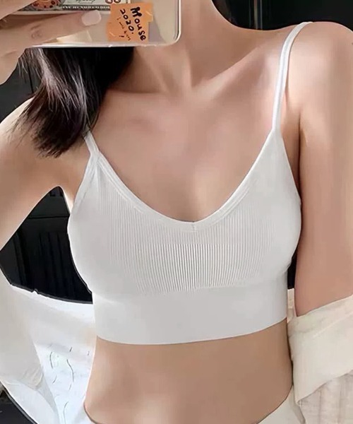 ReRe(リリ)の「リブキャミソール(カップ付き)(キャミソール・レディース・テラコッタ/グリーン/ダークベージュ/スモークピンク/ブラック/ブラウン/ホワイト/ベージュ・FREE)」の15枚目の写真