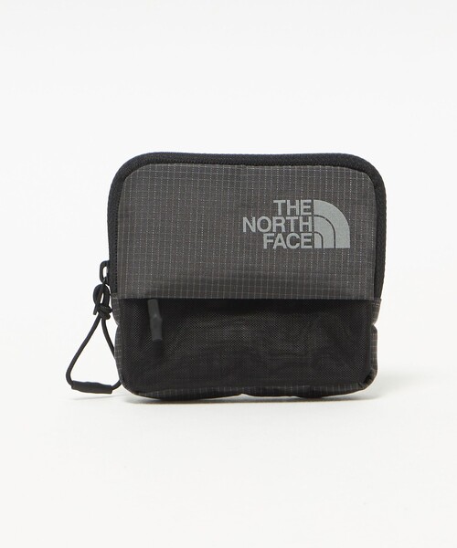 THE NORTH FACE(Um[XtFCX)́THE NORTH FACEwCW[ bg(z)