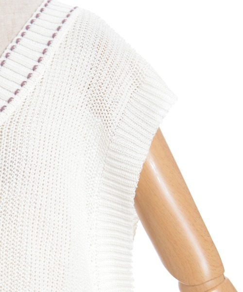 axes femme（アクシーズファム）の「連ボタンステッチニットベスト（ニット/セーター・レディース・ブラック/キナリ/モカ・FREE）」の18枚目の写真