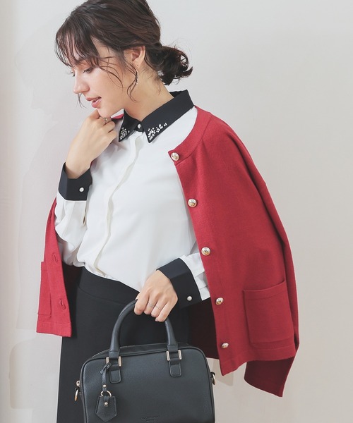 GLACIER lusso（グラシアルッソ）の「衿ビジュー付シャツ（シャツ/ブラウス・レディース・ライトグレー/ネイビー/アイボリー/ホワイト×ブラック・L/LL/M）」の16枚目の写真