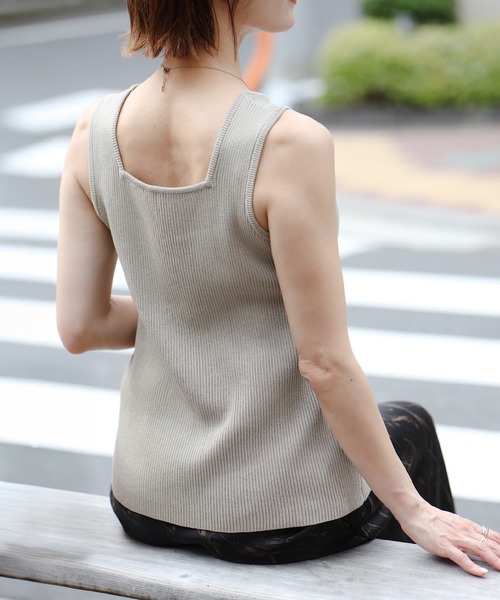 Ehre style(エーレスタイル)の「2way使用!魔法の伸びるインナー(キャミソール・レディース・ブラック/グレイッシュベージュ/ホワイト・FREE)」の20枚目の写真
