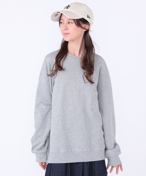 SHIPS(シップス)の「【WEB限定】SHIPS KIDS:100~160cm / NEW マイクロ ロゴ スウェット(スウェット・キッズ・ベージュ/ライトブルー/ブラック/グレー・100/110/120/130/140/150/160)」の6枚目の写真