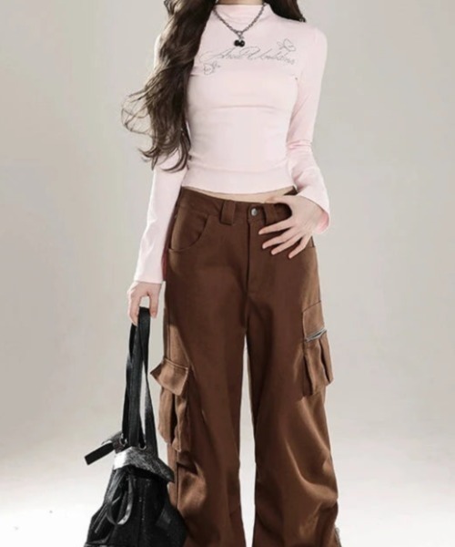Lae(レイ)の「logo hineck tshirts(Tシャツ/カットソー・レディース・ブラック/ピンク・SMALL/MEDIUM/LARGE)」の9枚目の写真