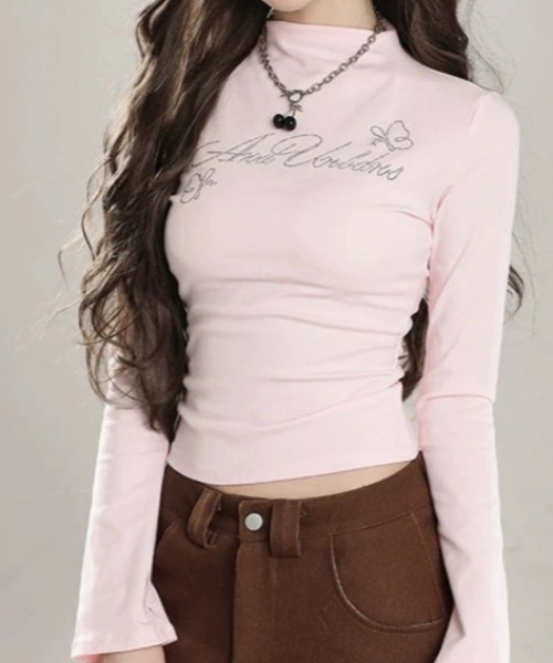 Lae(レイ)の「logo hineck tshirts(Tシャツ/カットソー・レディース・ブラック/ピンク・SMALL/MEDIUM/LARGE)」の6枚目の写真