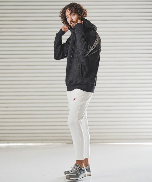 1minute 1second（ワンミニットワンセカンド）の「mpa3957-cable knit hoodie with heart patch パーカー(1M25F060)（パーカー・メンズ・ブラック/トップグレー・M/S/XL/L）」の22枚目の写真