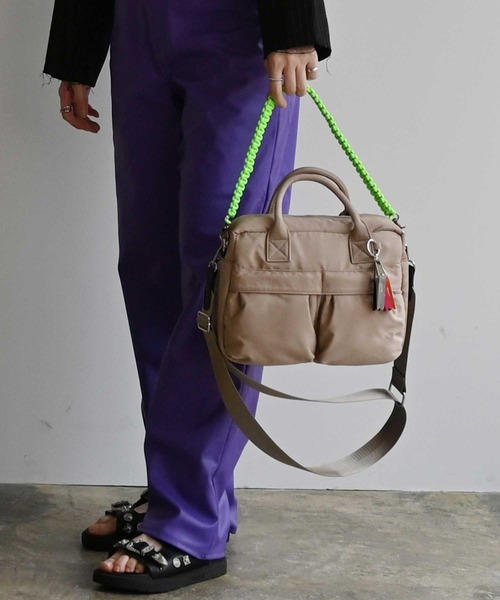 cheek(BAG)(チーク)の「W pocket 3way boston / ボストンバッグ(ボストンバッグ・レディース・グレー/カーキ/ベージュ/ブラック・FREE)」の1枚目の写真