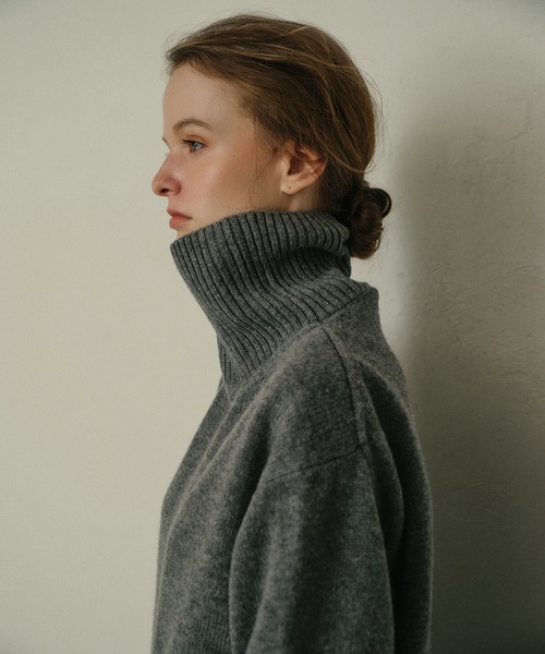 LE CIEL BLEU（ルシェルブルー）の「タートルネックニットプルオーバー / Turtle-Neck Knit Pullover（ニット/セーター・レディース・ブラック/ライトブルー/グレー/ライトグリーン/ホワイト/レッド・36）」の11枚目の写真