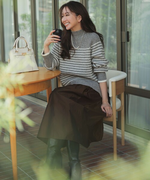 HeRIN.CYE ブラック ハイネック フリンジセーター 未使用 HeRIN.CYE（ヘリンドットサイ）の「Cuff frill turtle neck（ニット