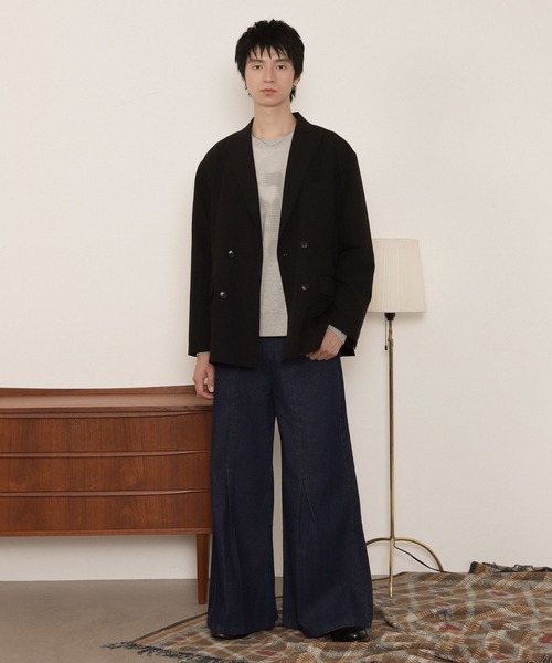 LUCY(ルーシー)の「LUCY/センタータックバギーフレアデニム(デニムパンツ・メンズ・ケミカルウォッシュ/ブラック系2・MEDIUM/LARGE)」の22枚目の写真