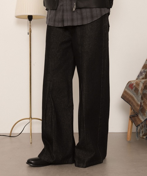 LUCY(ルーシー)の「LUCY/センタータックバギーフレアデニム(デニムパンツ・メンズ・ケミカルウォッシュ/ブラック系2・MEDIUM/LARGE)」の12枚目の写真