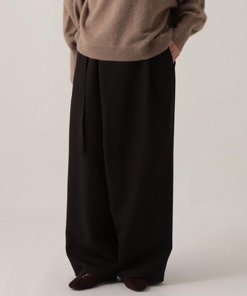 Elura（エルーラ）の「ラップ風ワイドパンツ/621810（その他パンツ・レディース・ブラック/ライトブルー・MEDIUM/LARGE）」の2枚目の写真