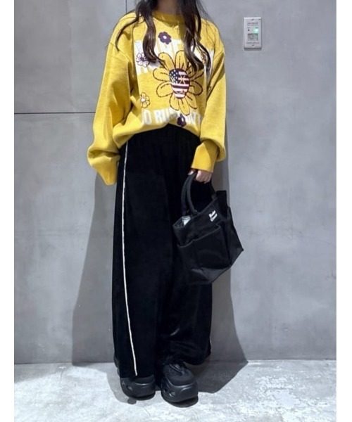 RODEO CROWNS WIDE BOWL（ロデオクラウンズワイドボウル）の「アメリカンフラワーニット（ニット/セーター・メンズ・オフホワイト/ブラック/イエロー・MEDIUM/LARGE）」の5枚目の写真