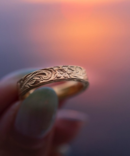 IRIEBEACH(アイリービーチ)の「Flat ring 4mm/【ハワイアンジュエリー】【サージカルステンレス】【金属アレルギー対応】【IRIEBEACH / アイリービーチ】つけっぱなしOK(リング・レディース・シルバー/ピンク/ゴールド・21号/19号/17号/15号/13号/11号/9号/7号)」の6枚目の写真