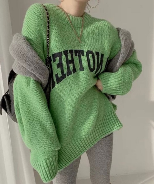SallyLunn(サリーラン)の「カレッジロゴプリントオーバーニット(ニット/セーター・レディース・グレー/グリーン/ホワイト/ベージュ・FREE)」の7枚目の写真