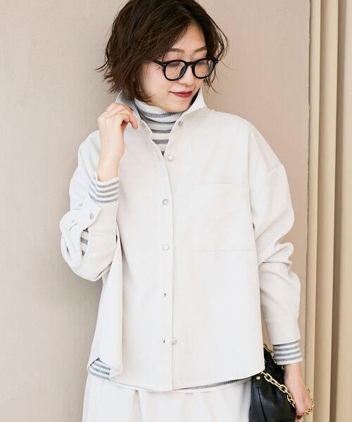 le.coeur blanc（ルクールブラン）の「コーデュロイタックシャツ（シャツ/ブラウス・レディース・アイボリー/グレイッシュベージュ/チャコールグレー・38）」の16枚目の写真