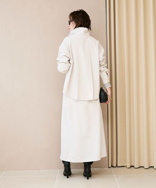 le.coeur blanc（ルクールブラン）の「コーデュロイタックシャツ（シャツ/ブラウス・レディース・アイボリー/グレイッシュベージュ/チャコールグレー・38）」の22枚目の写真