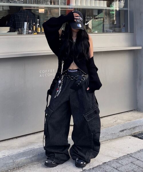 RSSC(アールエスエスシー)の「WRINKLE MIXED STRIPE CARPENTER DENIM PANTS - BLACK(デニムパンツ・メンズ・その他・1/2)」の21枚目の写真