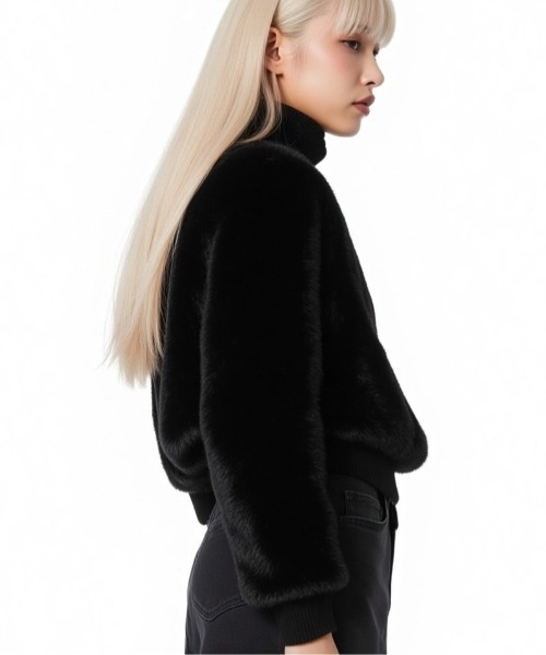 .KOM（ドットコム）の「A'GEM/9 × .kom 『.kom/ドットケーオーエム』ハイネックフェイクファーブルゾン（ブルゾン・レディース・ベージュ/ブラック・FREE）」の10枚目の写真