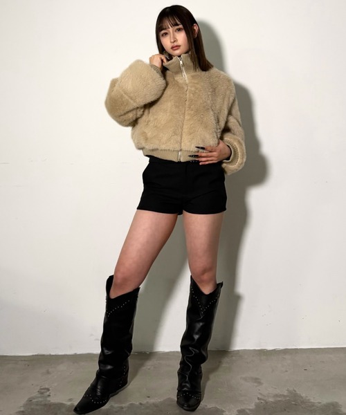 .KOM（ドットコム）の「A'GEM/9 × .kom 『.kom/ドットケーオーエム』ハイネックフェイクファーブルゾン（ブルゾン・レディース・ベージュ/ブラック・FREE）」の21枚目の写真