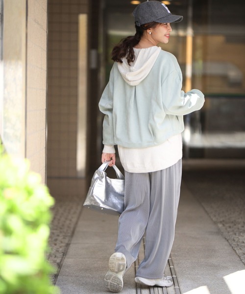 Ehre style(エーレスタイル)の「快適ツヤプリーツ 気取らずキレイ(その他パンツ・レディース・アイボリー/グレー/チャコールグレー・FREE)」の22枚目の写真
