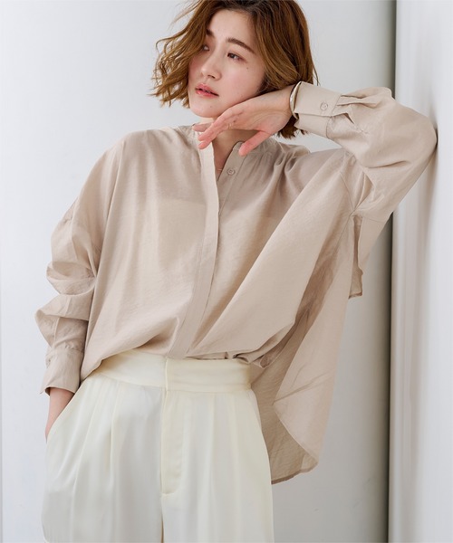 UR'S（ユアーズ）の「バックヨークシアーシャツ（シャツ/ブラウス・レディース・アイボリー/ブラック/チャコール/ゴールド/ベージュ・S/M/L）」の6枚目の写真