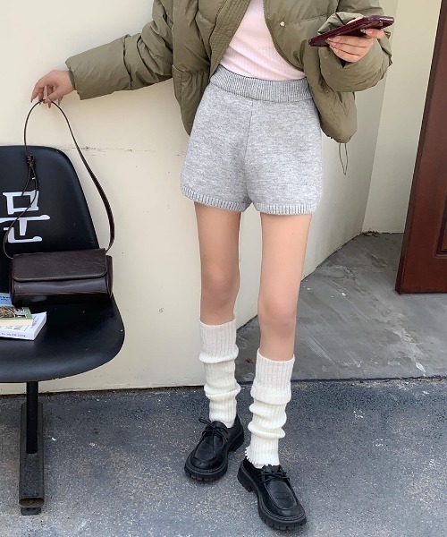 REMUR(レミュール)の「ニットショートパンツ(その他パンツ・レディース・ブラック/グレー・FREE)」の17枚目の写真