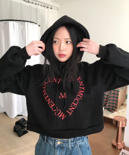 MUCENT(ムセント)の「ハートレタリングフードパーカー 男女共用 (3カラー)(パーカー・レディース・バーガンディー/グレー/ブラック・S-Short/unisex L)」の15枚目の写真