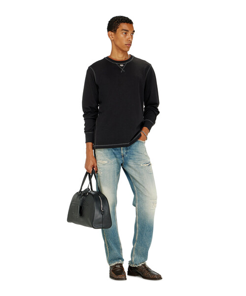 DIESEL(ディーゼル)の「メンズ 長袖Tシャツ T-MADJUST-LS-TR(Tシャツ/カットソー・メンズ・ホワイト/ブラック・LARGE/XXX-LARGE/SMALL/X-LARGE/MEDIUM/XX-LARGE/X-SMALL)」の3枚目の写真