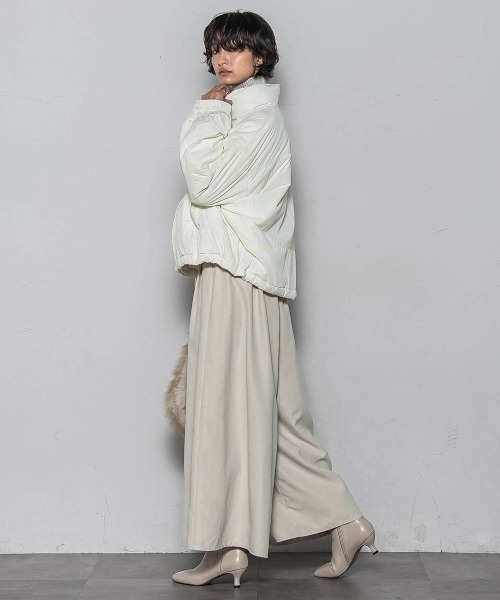 MAYSON GREY(メイソングレイ)の「【WEB限定】中綿ボリュームショートブルゾン≪手洗い可能≫(ダウンジャケット/コート・レディース・オフホワイト/ブラック・M)」の19枚目の写真