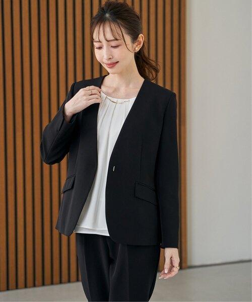 IKKA LOUNGE（イッカラウンジ）の「【洗濯機で洗える／セットアップ対応】ウォッシャブルVネックジャケット（ノーカラージャケット・レディース・ブラック/グレイッシュベージュ/ネイビー・M/L/S/XL）」の13枚目の写真