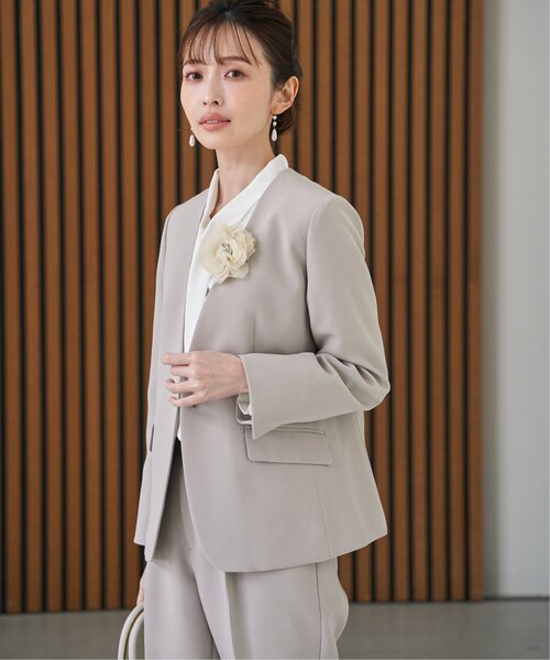 IKKA LOUNGE（イッカラウンジ）の「【洗濯機で洗える／セットアップ対応】ウォッシャブルVネックジャケット（ノーカラージャケット・レディース・ブラック/グレイッシュベージュ/ネイビー・M/L/S/XL）」の3枚目の写真