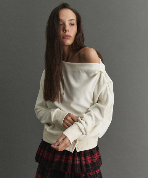 DEARSTALKER(ディアストーカー)の「MARIA ONE OFF-SHOULDER MTM - CREAM(スウェット・レディース・その他・FREE)」の1枚目の写真