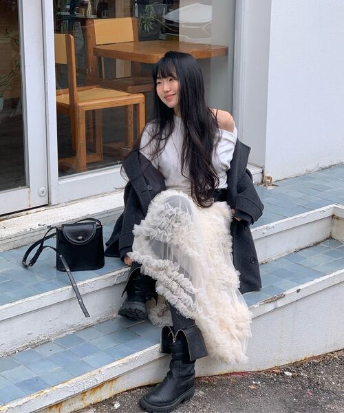 DEARSTALKER(ディアストーカー)の「MARIA ONE OFF-SHOULDER MTM - CREAM(スウェット・レディース・その他・FREE)」の2枚目の写真