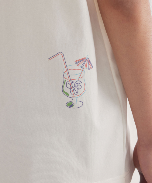 COVERNAT(カバーナット)の「クールコットンバカンスグラフィックTシャツ アイボリー(Tシャツ/カットソー・レディース・その他・SMALL/MEDIUM/LARGE/X-LARGE/XX-LARGE/X-SMALL)」の8枚目の写真