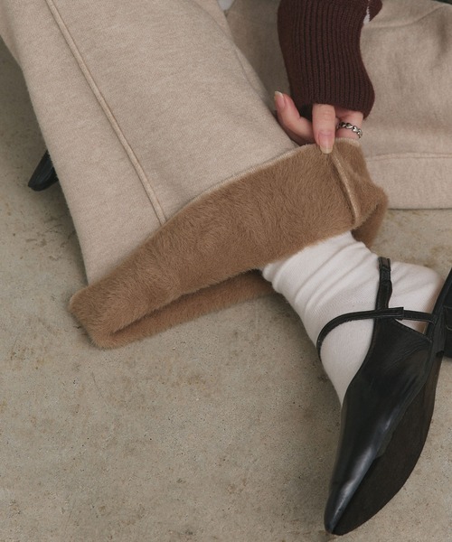 ad thie(アドティエ)の「裏シャギー センターシーム ニットパンツ(その他パンツ・レディース・ブラック/グレー/ベージュ・FREE)」の1枚目の写真